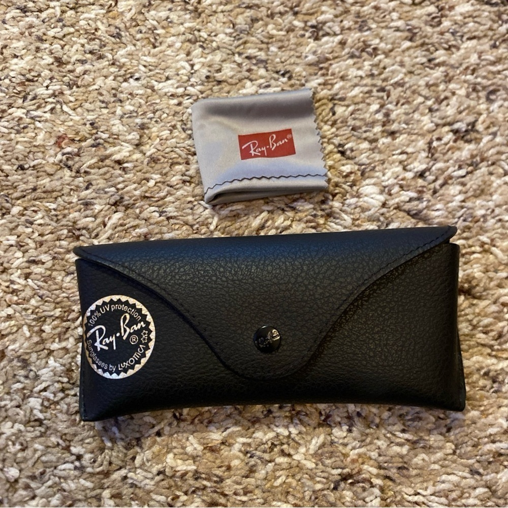 Ray-Ban Sunglasses Eyeglasses Case BLACK and BLACK Liner GOLD Logo
